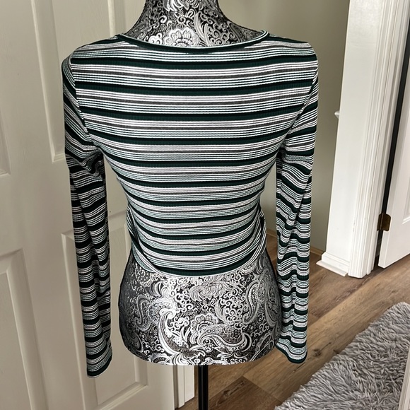 SHEIN shirt - Picture 2 of 4